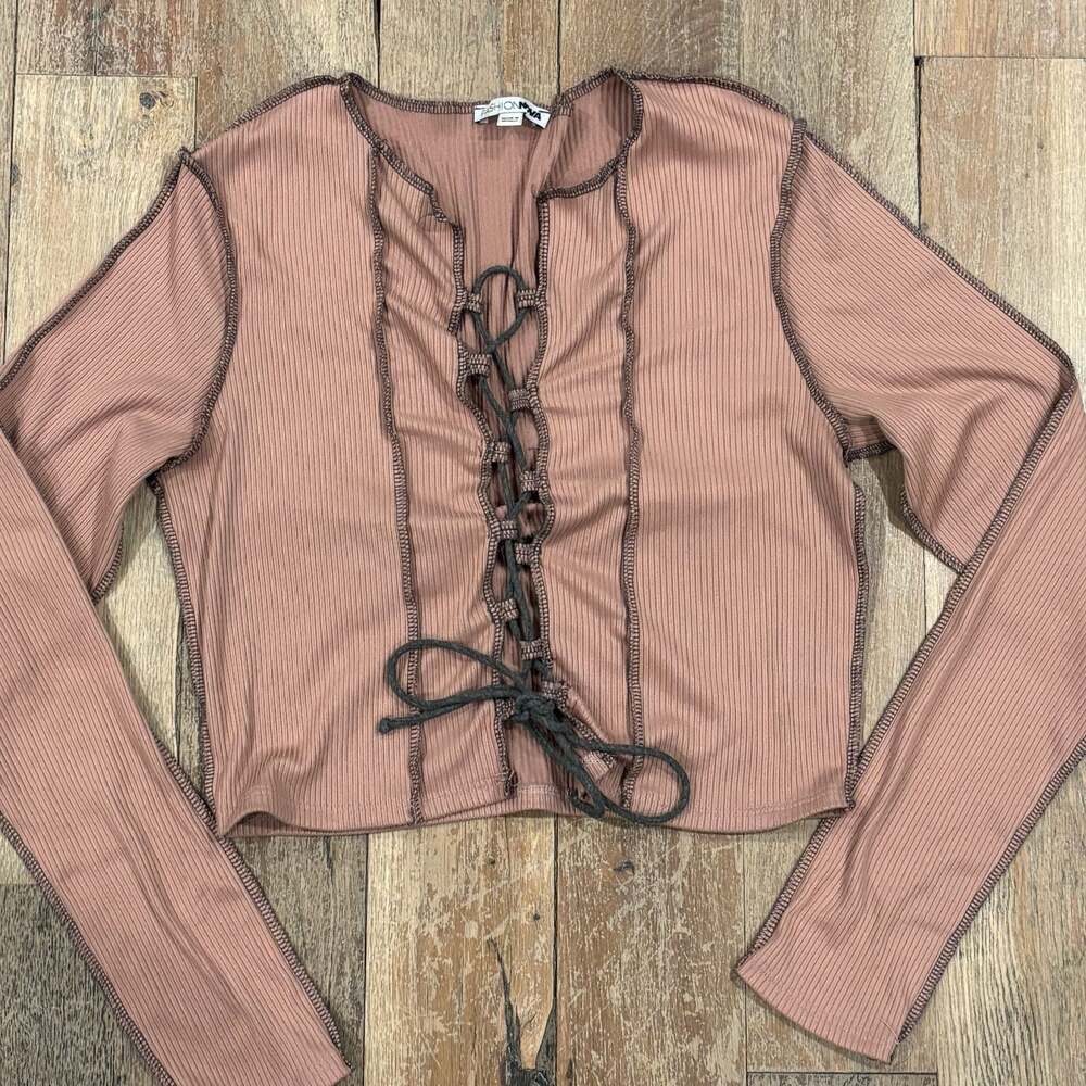 Fashion Nova Mauve Ribbed Long Sleeve Lace-Up Exposed Stitch Crop Top